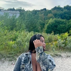 Meet your Posher, Shannon